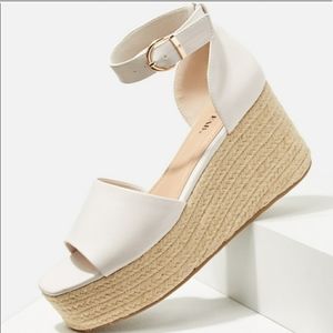 Justfab cream white espadrillas shoes size 6.5